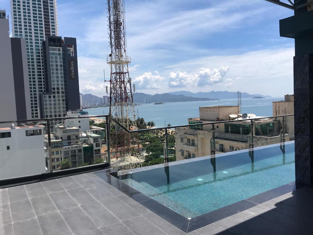 เอเบย์ โฮเทล ญาจาง Hotel ภายนอก รูปภาพ