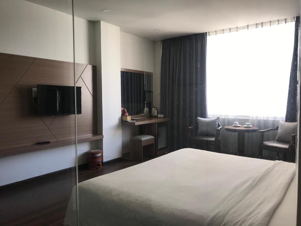 เอเบย์ โฮเทล ญาจาง Hotel ภายนอก รูปภาพ