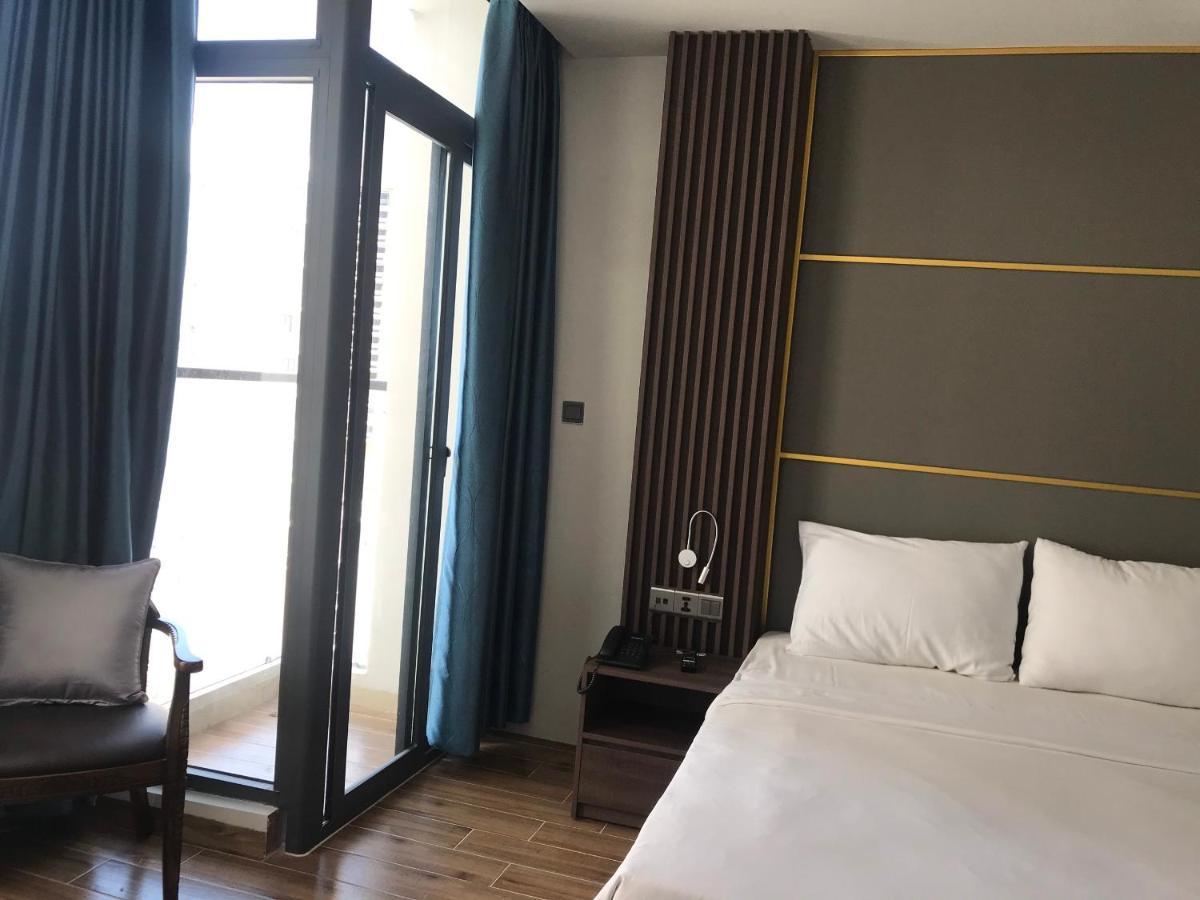 เอเบย์ โฮเทล ญาจาง Hotel ภายนอก รูปภาพ