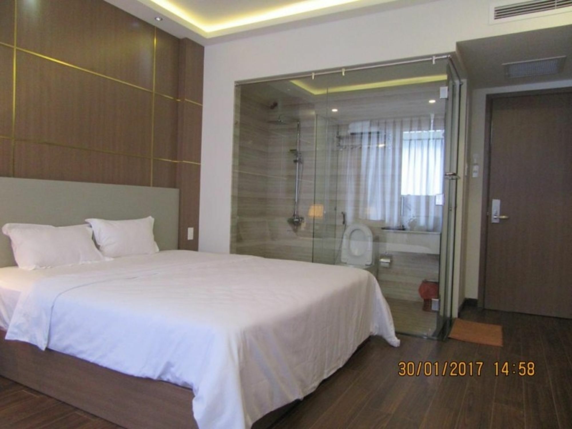 เอเบย์ โฮเทล ญาจาง Hotel ภายนอก รูปภาพ